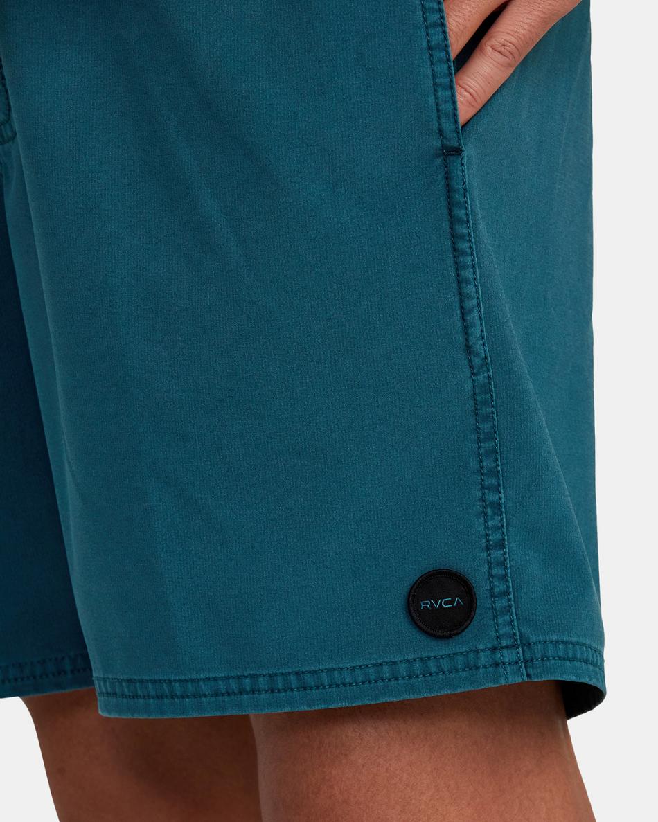 Mallard Blue Rvca Pigment Elastic 17 Men's Shorts | USDFL47727